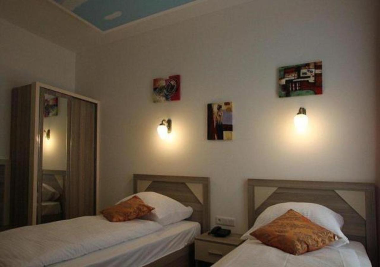 Hotel Kavun Мюнхен Екстериор снимка