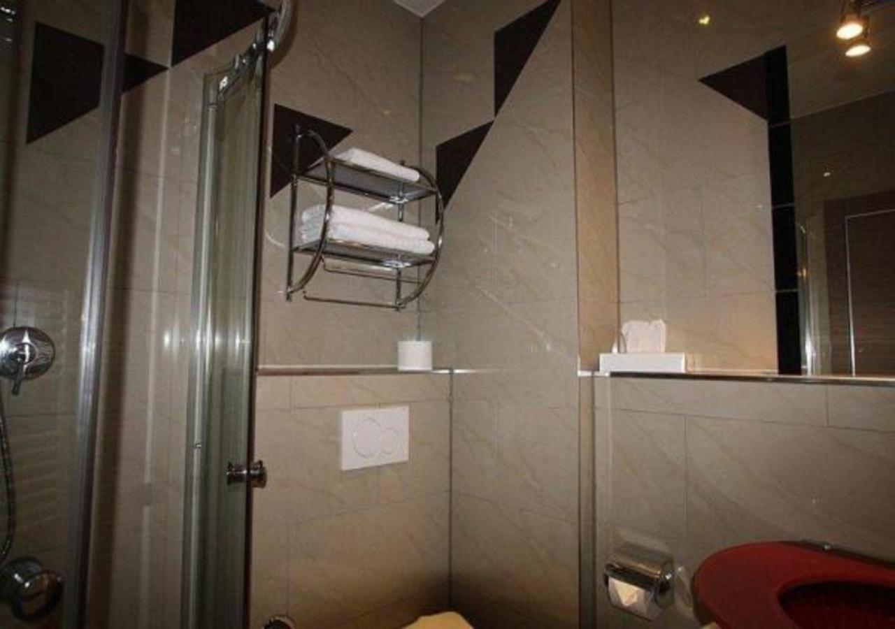 Hotel Kavun Мюнхен Екстериор снимка