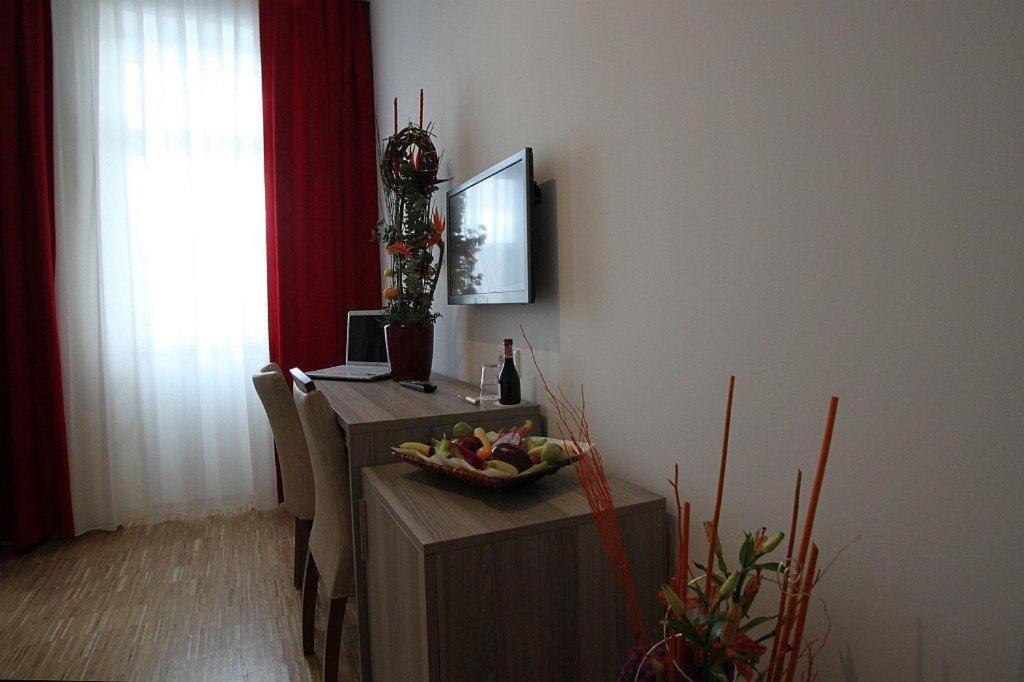 Hotel Kavun Мюнхен Екстериор снимка